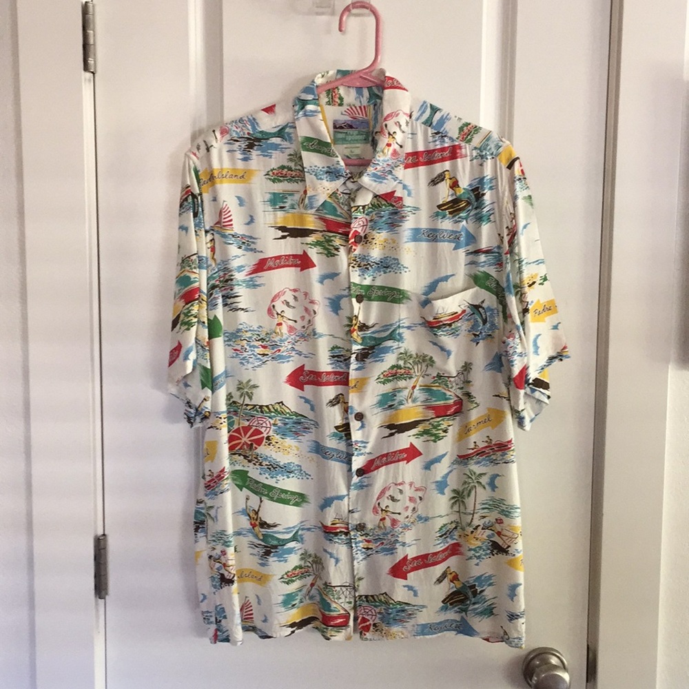 Reyn Spooner 100% Spun Rayon Hawaiian Shirt